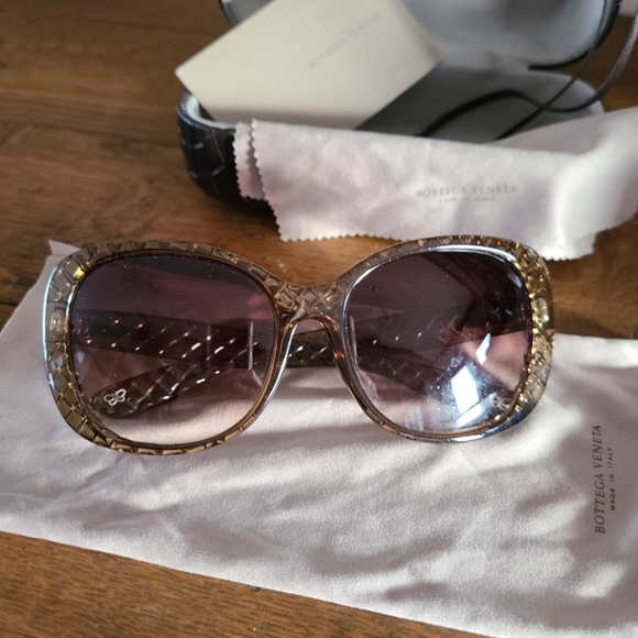 Very RARE Bottega Veneta Sunglasses 209.S - Picture 1 of 16